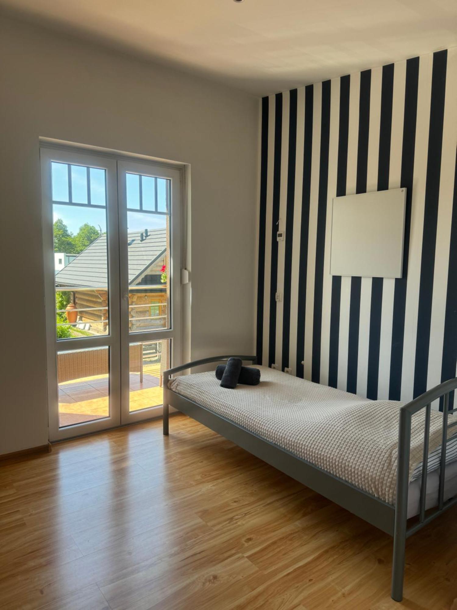 Domek Leba Nowecin Bagian luar foto